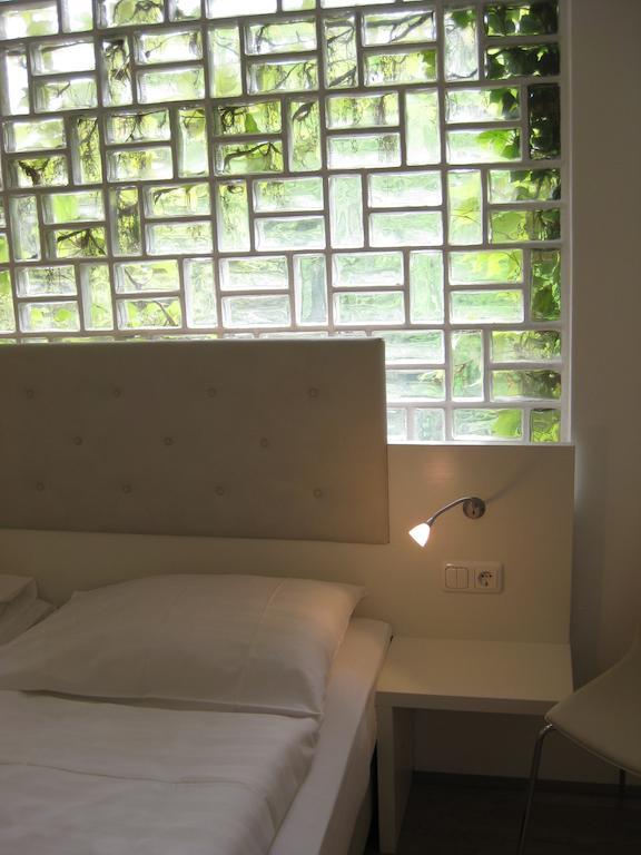 Dom Hotel Лінц Екстер'єр фото